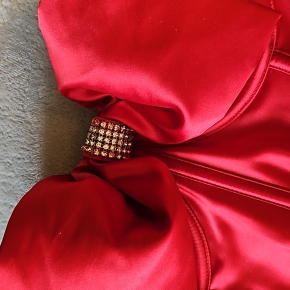 Victoria's Secret Red Lightly-lined Corset Top. - Picture 4 of 12